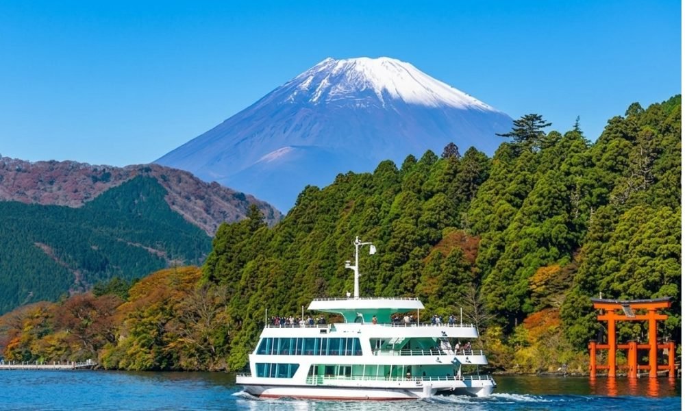 Lake Ashi Cruise